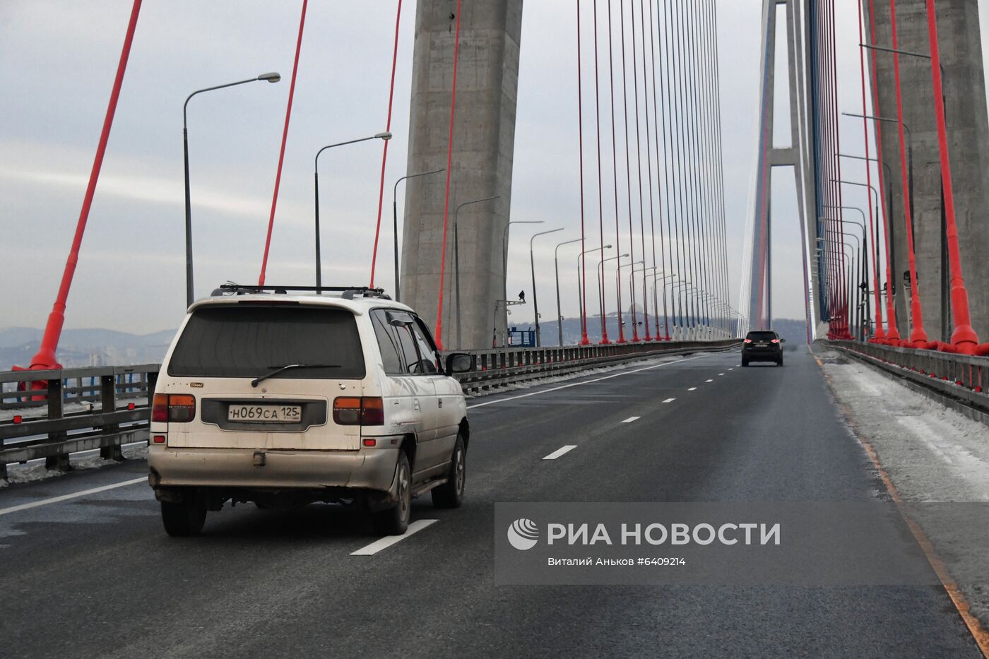 Открытие моста на остров Русский 