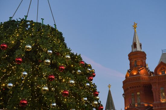 Новогоднее украшение Москвы 