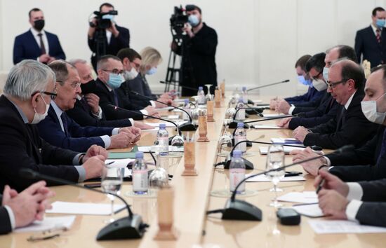 Встреча главы МИД РФ и Армении С. Лаврова и А. Айвазяна 