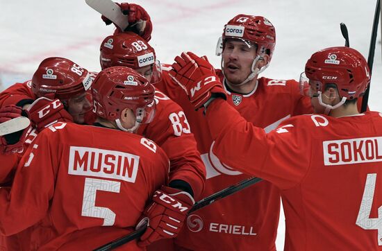 Хоккей. КХЛ. Матч "Спартак" - "Йокерит"