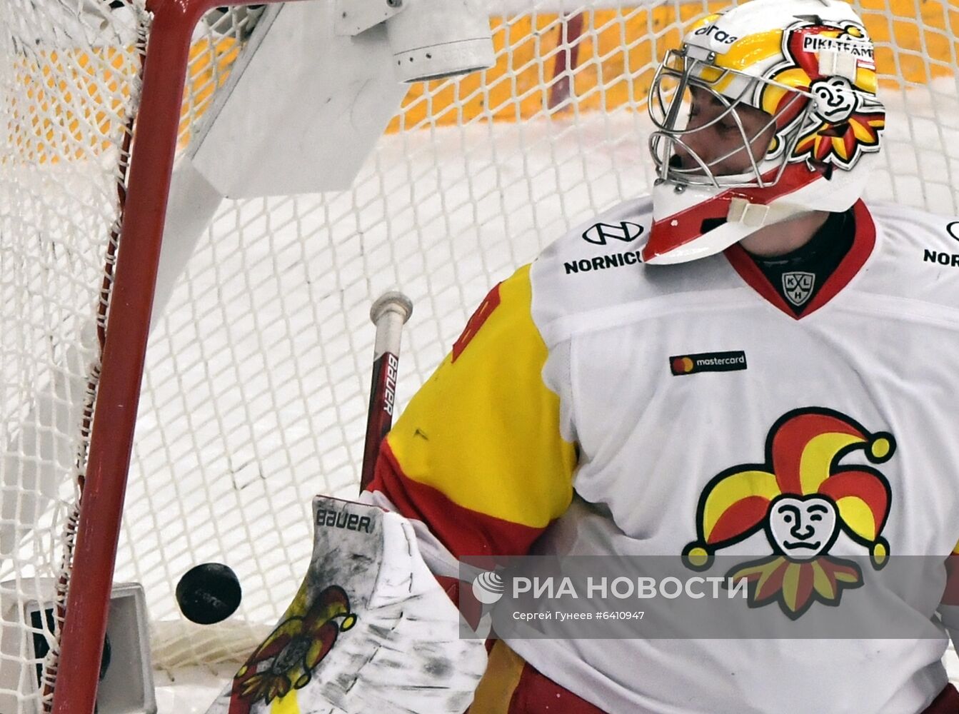 Хоккей. КХЛ. Матч "Спартак" - "Йокерит"