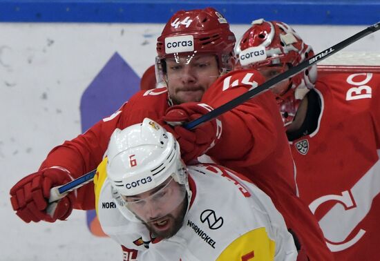 Хоккей. КХЛ. Матч "Спартак" - "Йокерит"