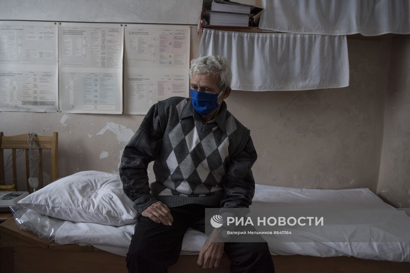 Прием пациентов медицинским отрядом Минобороны РФ в селе Айгестан