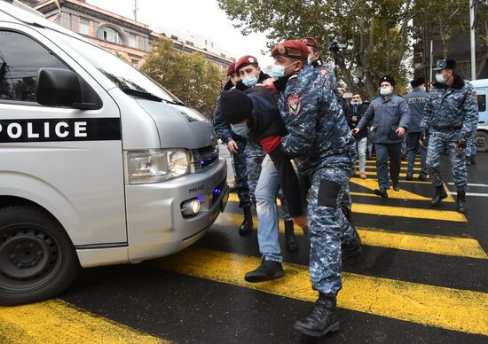 Акция протеста оппозиции в Ереване