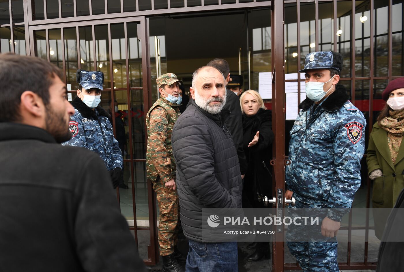 Акции протеста в Армении родственников пропавших без вести военнослужащих