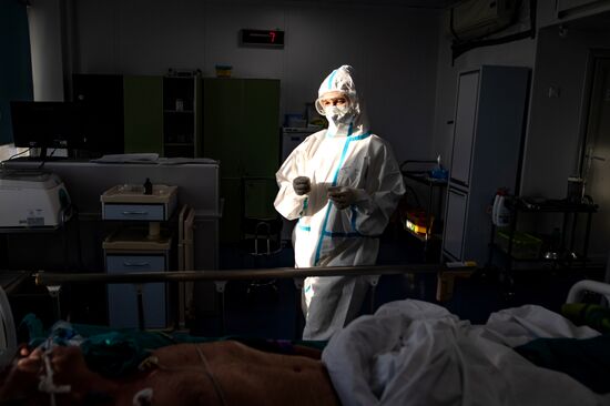 Госпиталь для больных COVID-19 в ГКБ № 15 имени О. М. Филатова