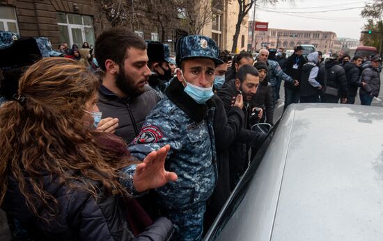 Акция протеста оппозиции в Ереване