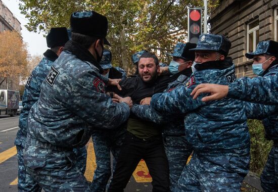 Акция протеста оппозиции в Ереване