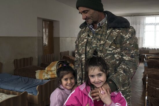 Беженцы из Нагорного Карабаха в Армении