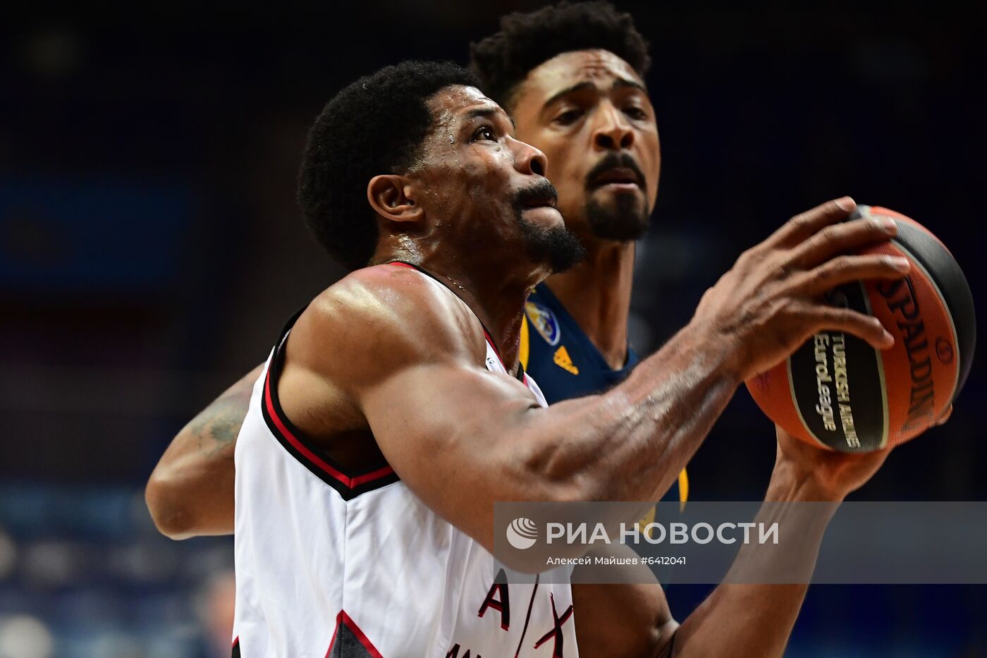 Баскетбол. Евролига. Матч "Химки" - "Олимпия"