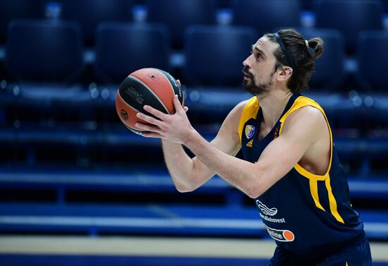 Баскетбол. Евролига. Матч "Химки" - "Олимпия"