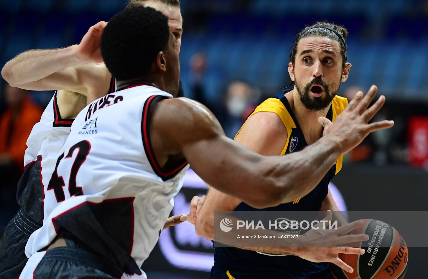 Баскетбол. Евролига. Матч "Химки" - "Олимпия"