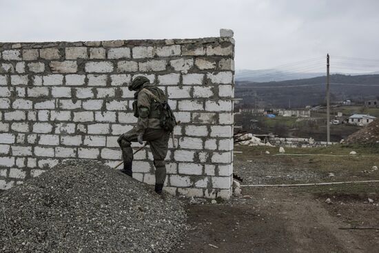 Разминирование окраин Степанакерта