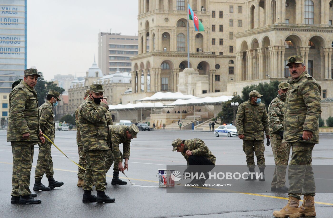 Подготовка к военному параду в Баку