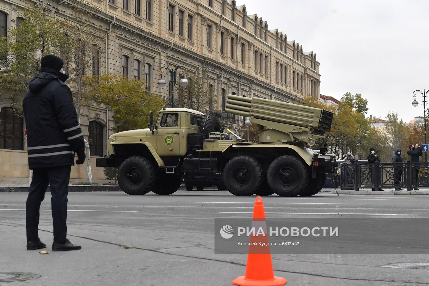 Репетиция военного парада в Баку