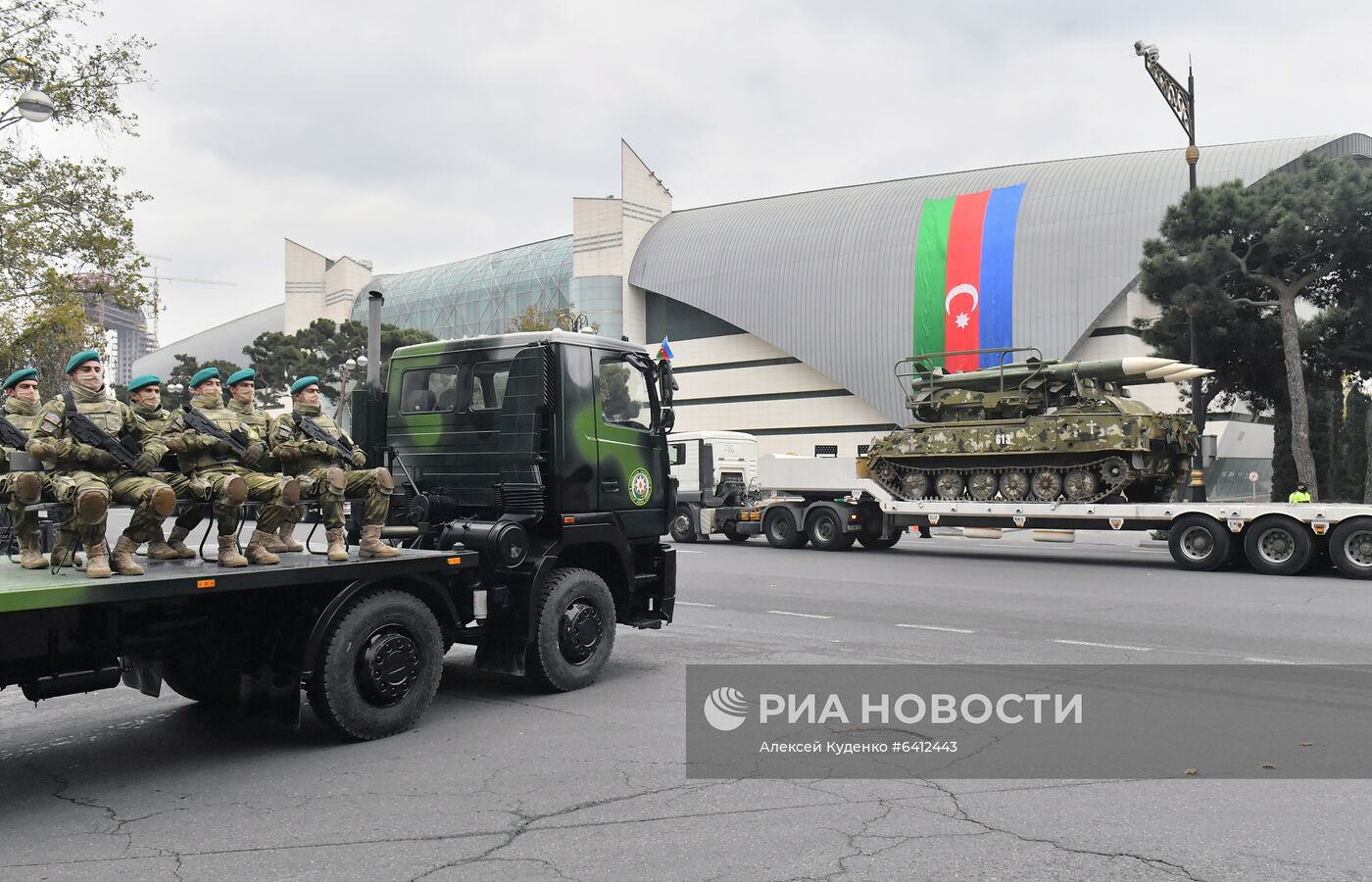 Репетиция военного парада в Баку