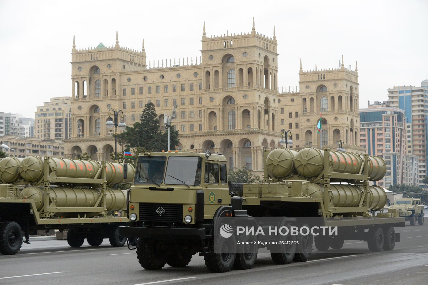 Репетиция военного парада в Баку