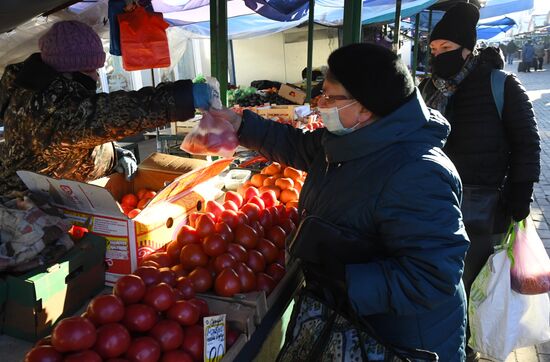 Россельхознадзор запретил ввоз овощей и фруктов из нескольких стран
