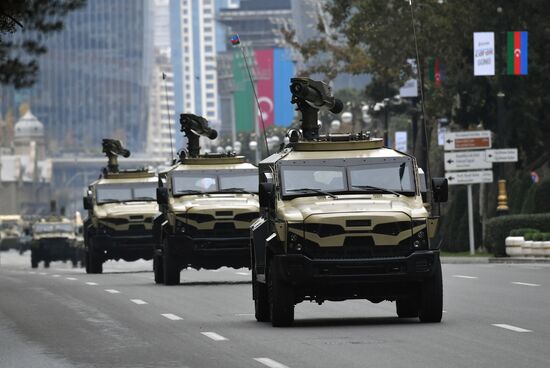 Репетиция военного парада в Баку