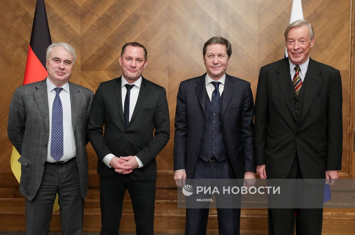 Первый заместитель председателя Госдумы А. Жуков встретился с делегацией партии "Альтернатива для Германии"
