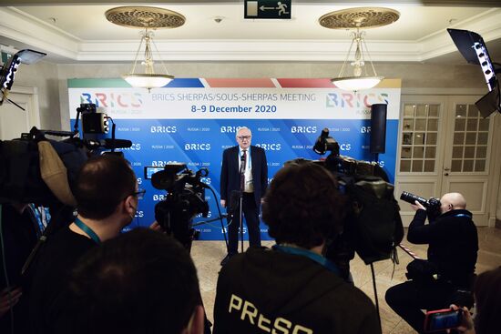 Заседание шерп/су-шерп стран БРИКС. День первый 