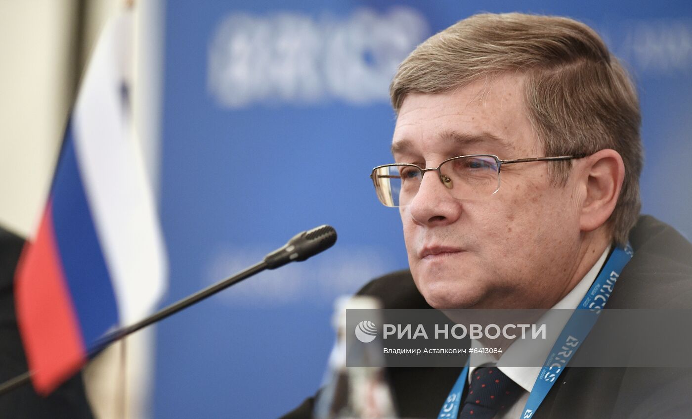 Заседание шерп/су-шерп стран БРИКС. День первый 