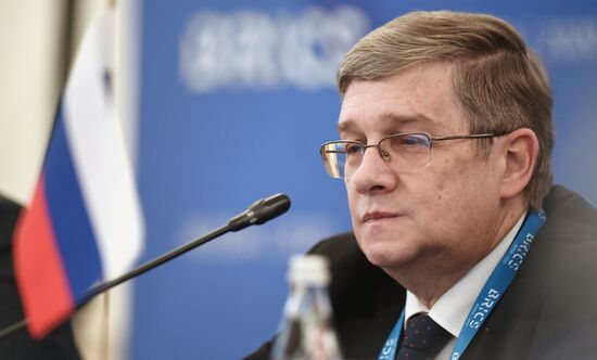 Заседание шерп/су-шерп стран БРИКС. День первый 