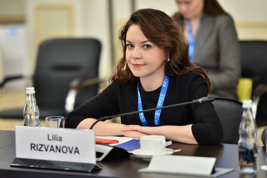 Заседание шерп/су-шерп стран БРИКС. День первый 