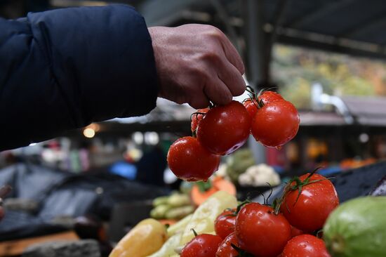 Россельхознадзор запретил ввоз овощей и фруктов из нескольких стран