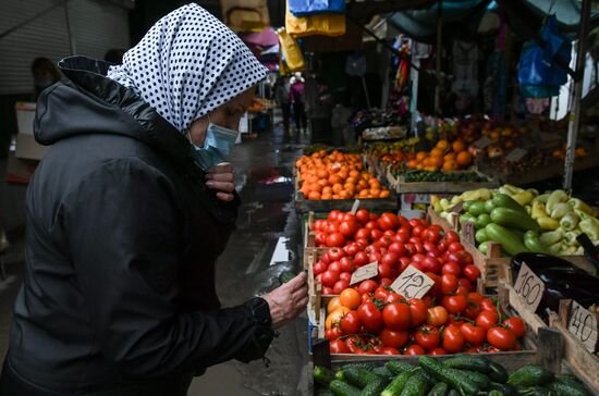 Россельхознадзор запретил ввоз овощей и фруктов из нескольких стран