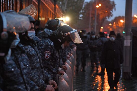 Акция протеста оппозиции в Ереване