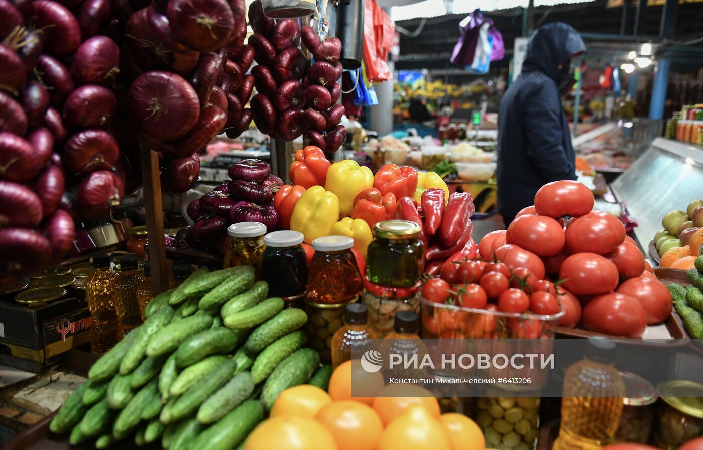 Россельхознадзор запретил ввоз овощей и фруктов из нескольких стран