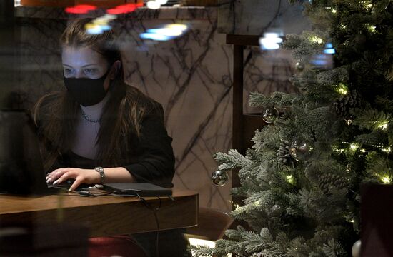 В Санкт-Петербурге с 30 декабря по 3 января закроют все кафе и рестораны