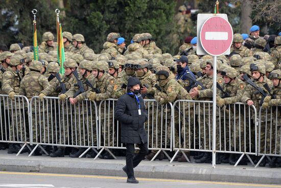 Военный парад в Баку