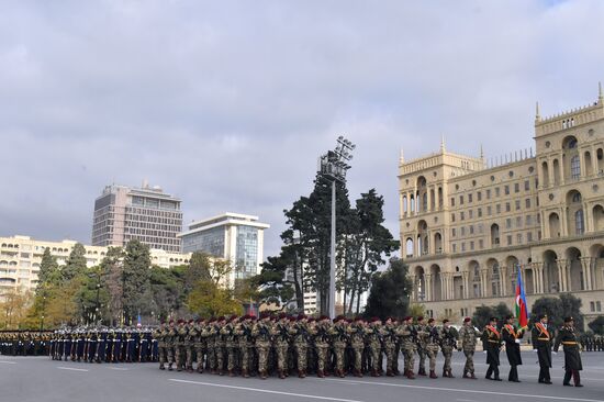 Военный парад в Баку