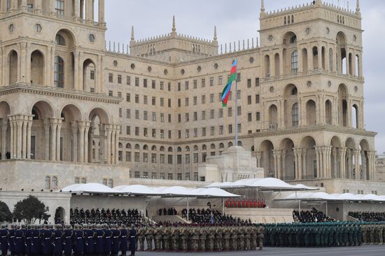 Военный парад в Баку