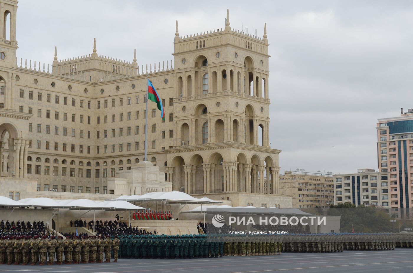 Военный парад в Баку