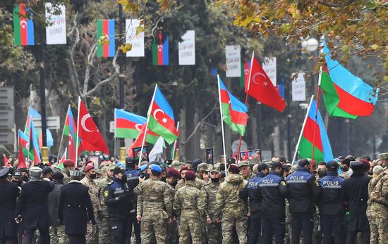 Военный парад в Баку