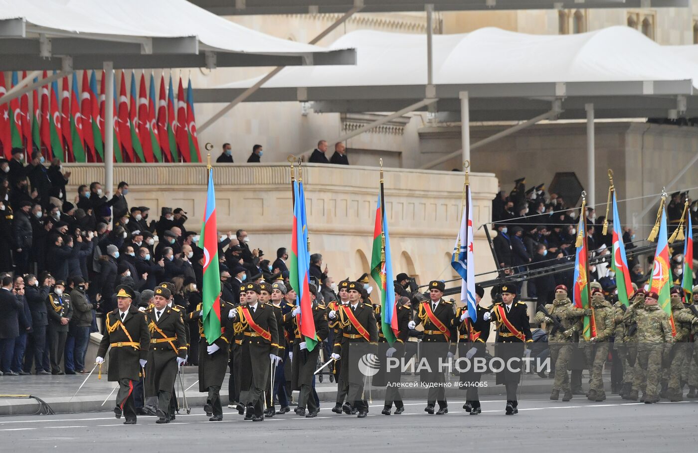 Военный парад в Баку