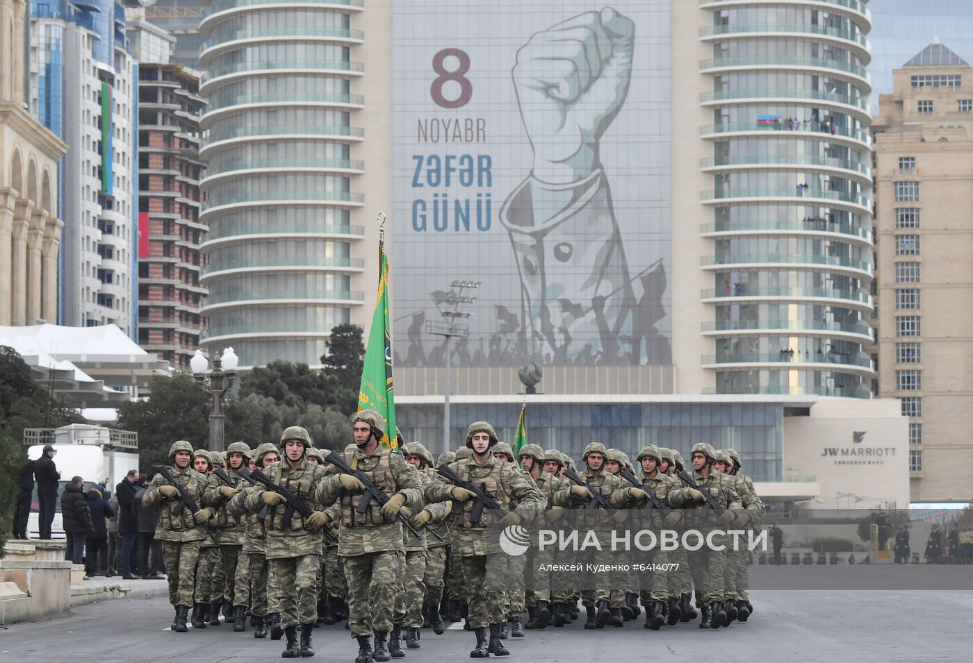 Военный парад в Баку