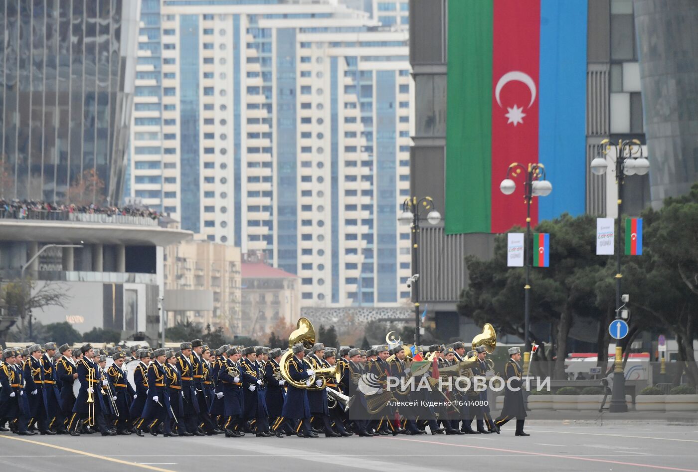 Военный парад в Баку