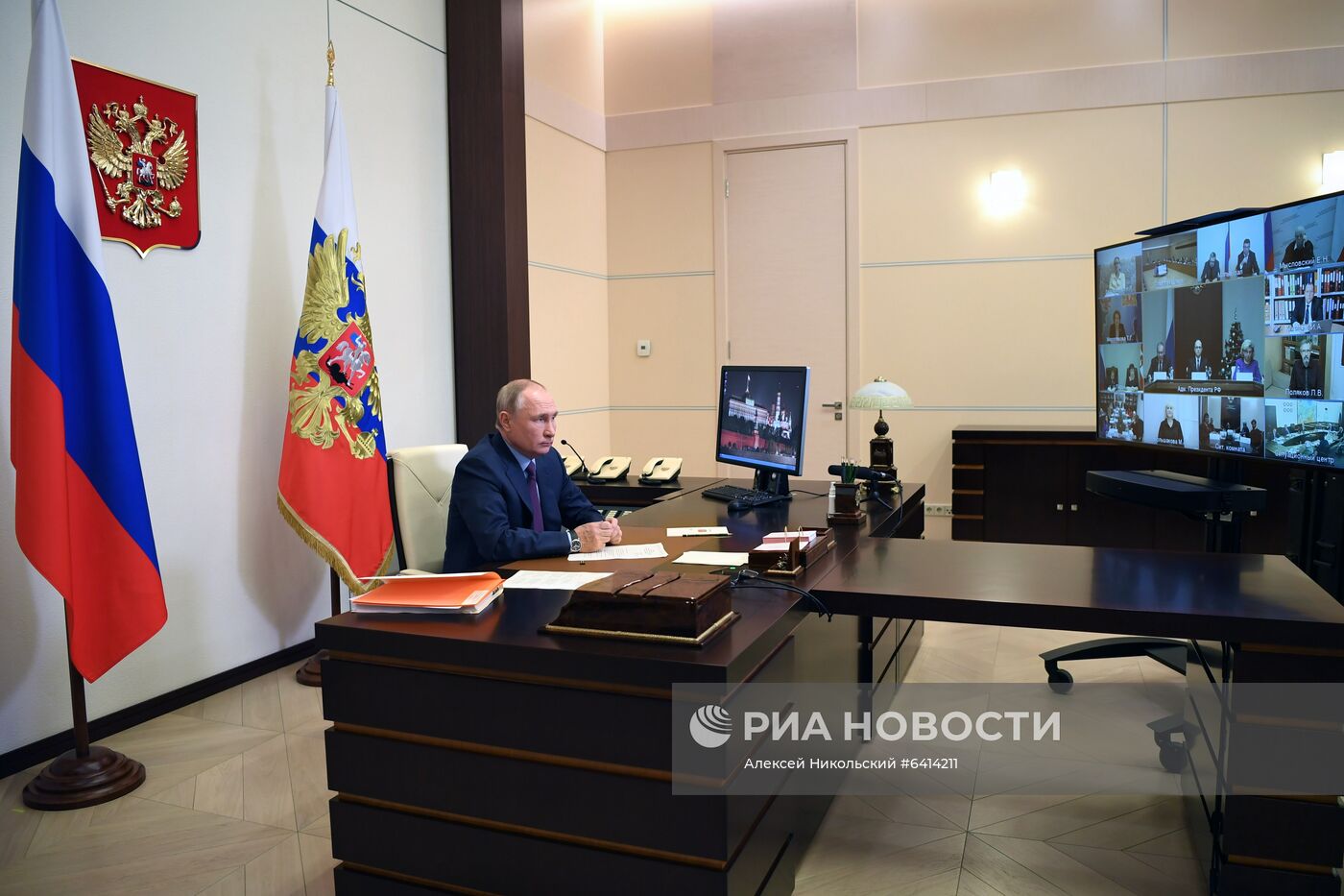 Президент РФ В. Путин провел заседание Совета по развитию гражданского общества и правам человека