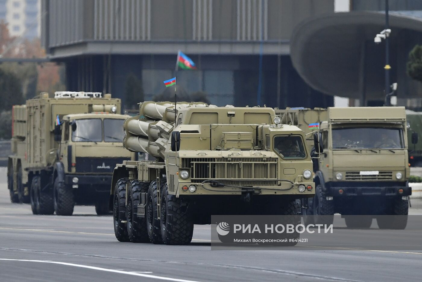 Военный парад в Баку