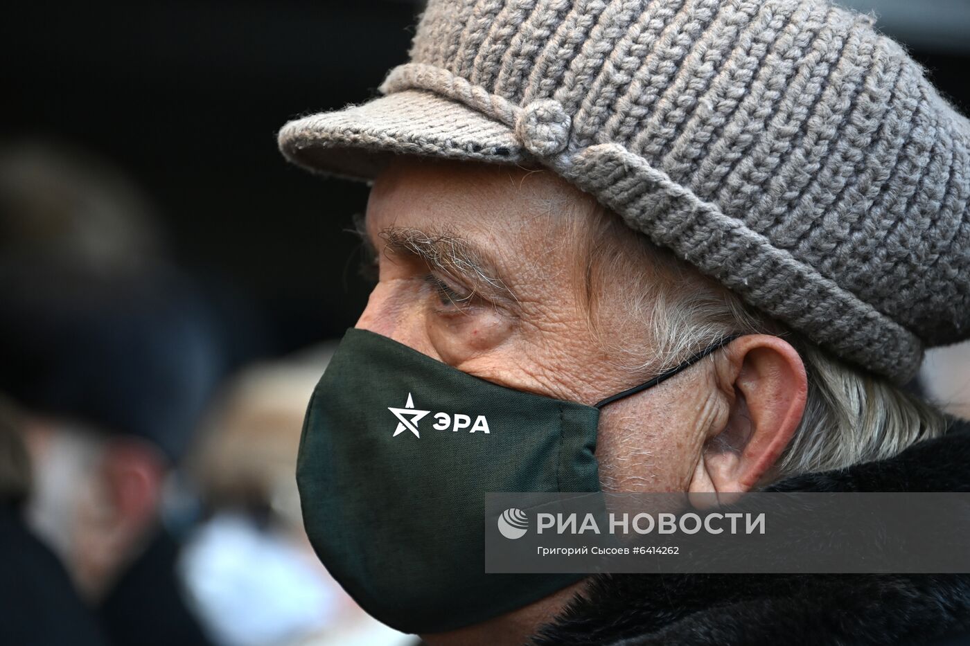 Открытие мемориальной доски бывшему мэру Москвы Ю. Лужкову