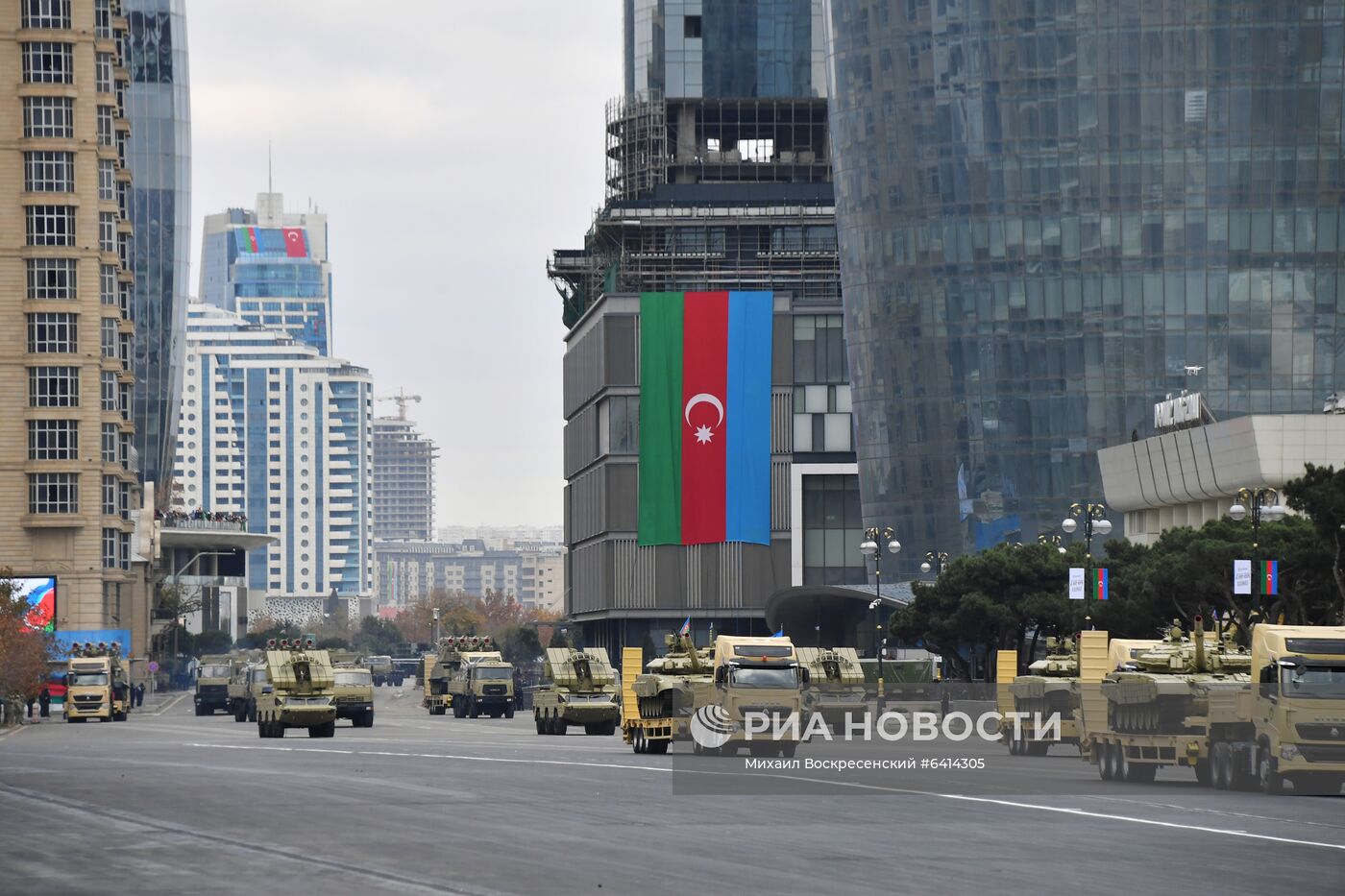 Военный парад в Баку