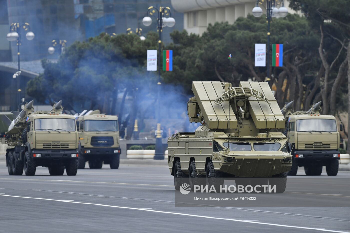 Военный парад в Баку