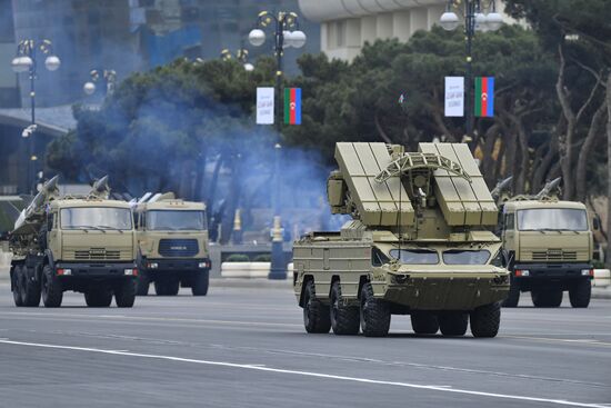 Военный парад в Баку