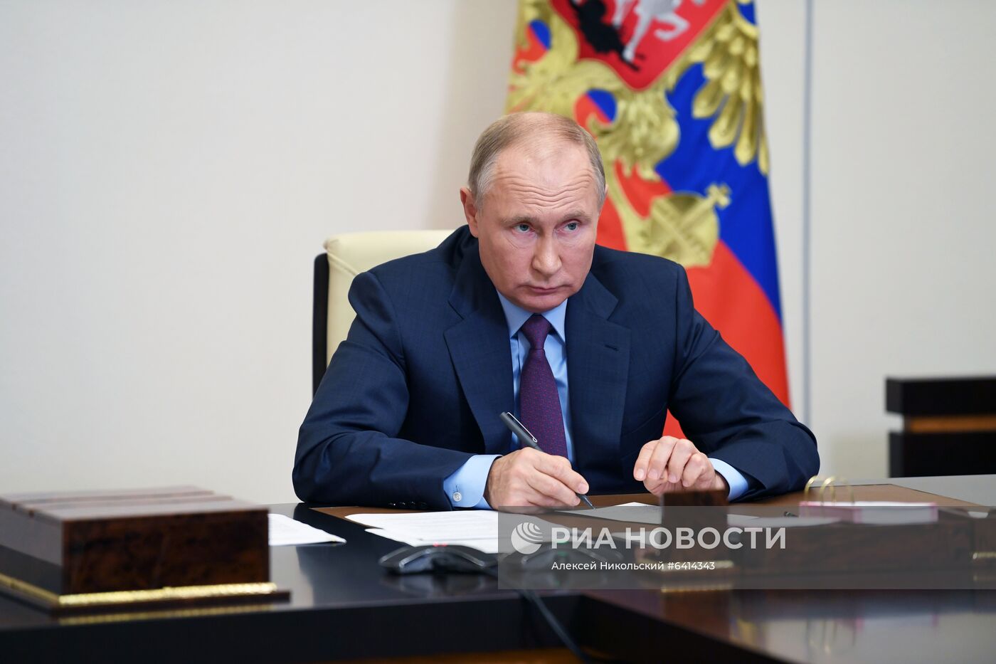 Президент РФ В. Путин провел заседание Совета по развитию гражданского общества и правам человека