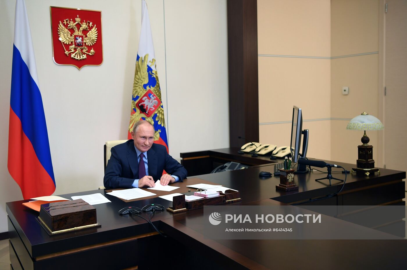 Президент РФ В. Путин провел заседание Совета по развитию гражданского общества и правам человека