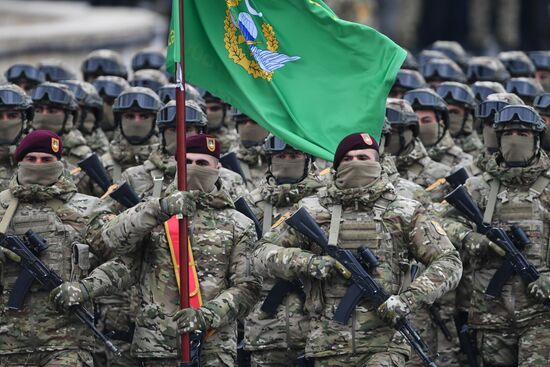 Военный парад в Баку